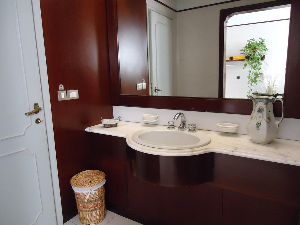 B&B Cottage Dei Consoli Sant'Agata Li Battiati Værelse billede