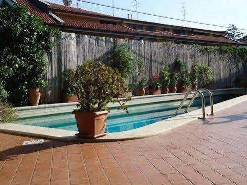 B&B Cottage Dei Consoli Sant'Agata Li Battiati Eksteriør billede