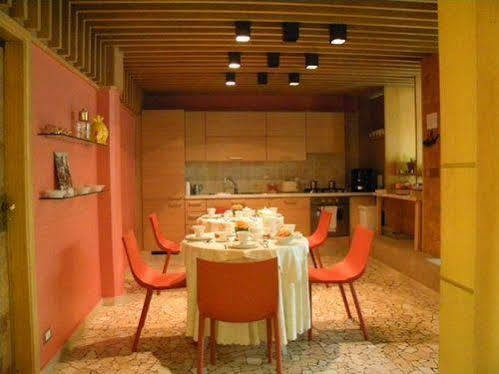 B&B Cottage Dei Consoli Sant'Agata Li Battiati Eksteriør billede