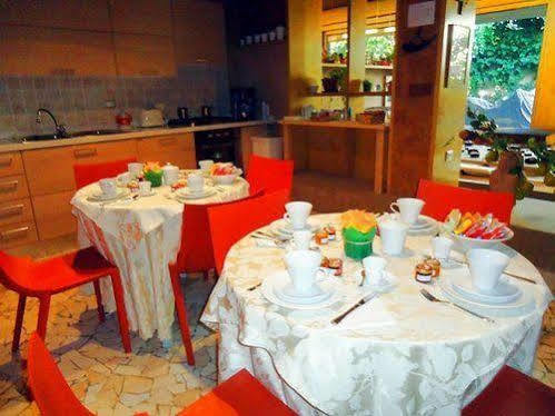B&B Cottage Dei Consoli Sant'Agata Li Battiati Eksteriør billede